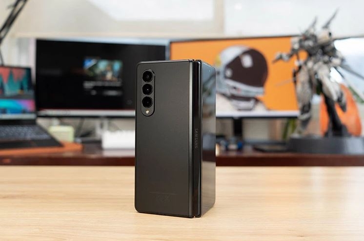 Samsung Galaxy Z Fold3 - "Cỗ máy" thu nhỏ thay thế mọi thiết bị Workaholic chính hiệu 2