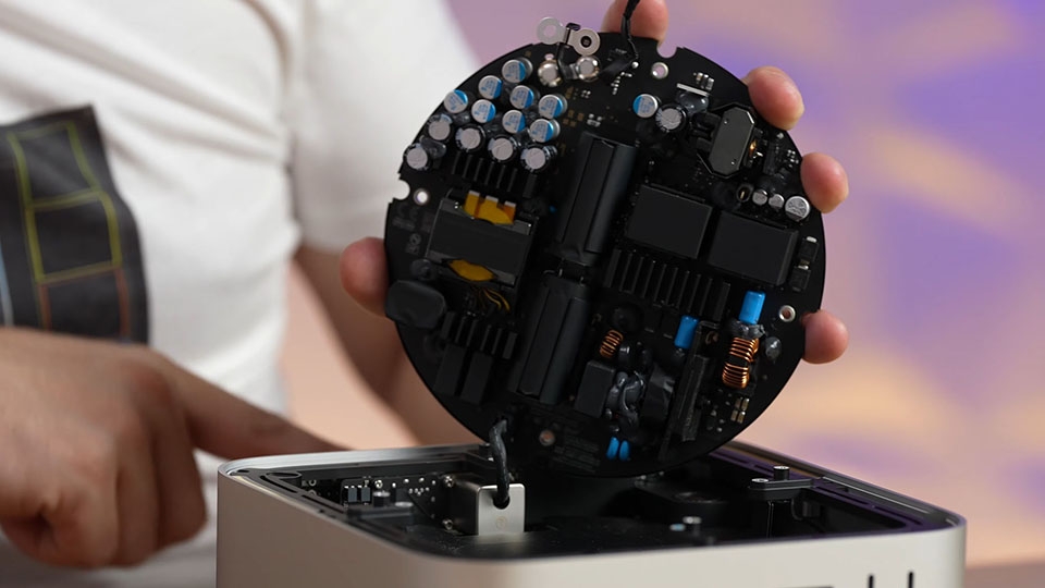 Mổ bụng Mac Studio (ảnh 4)