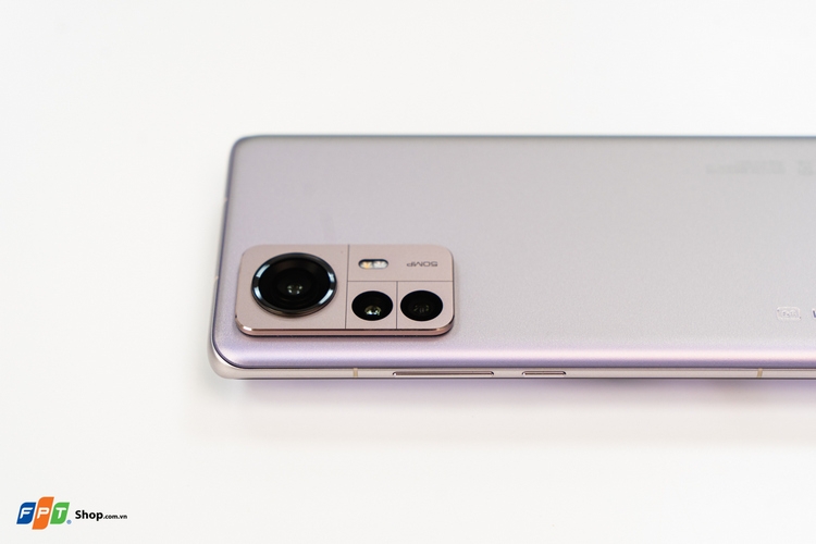 Đánh giá nhanh Xiaomi 12 Pro (1)