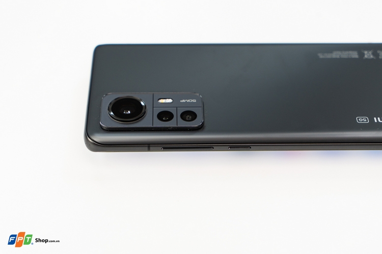 Thiết kế Xiaomi 12 (1)