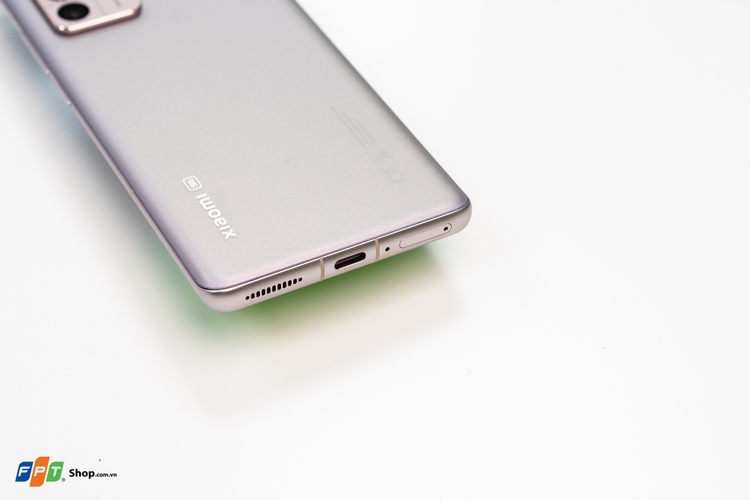 Âm thanh nổi Xiaomi 12 Pro