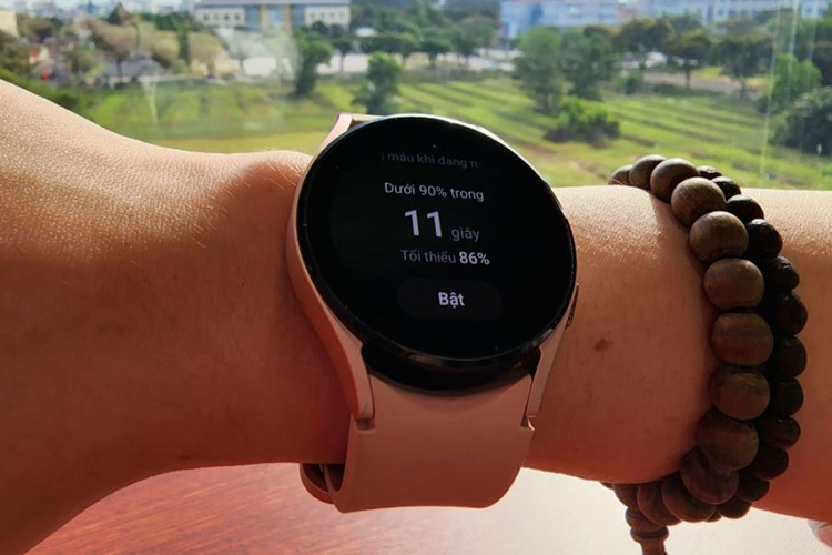 “Bóc tem” Samsung Galaxy Watch4 thế hệ mới với loạt cải tiến và dây đeo sắc màu 3
