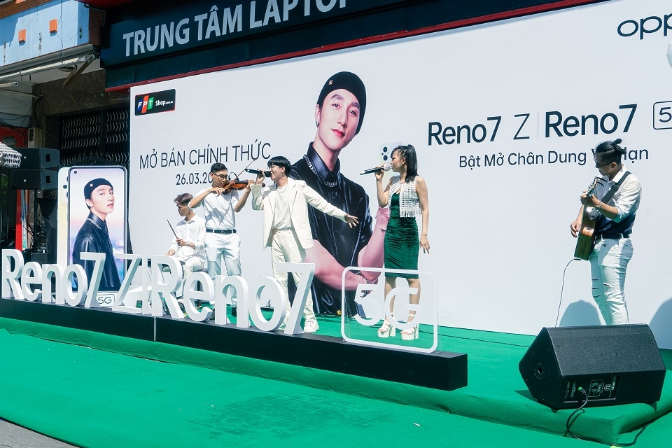 OPPO Reno7 series mở bán kỷ lục với đơn đặt hàng trước siêu khủng