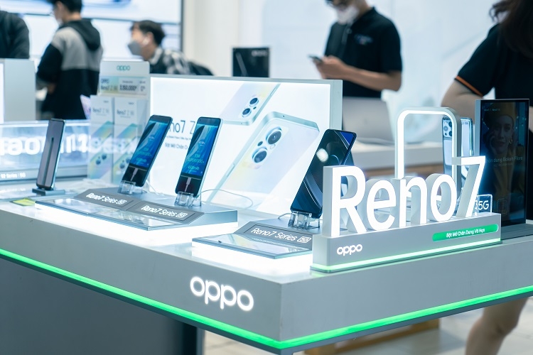 OPPO Reno7 series mở bán kỷ lục với đơn đặt hàng trước siêu khủng