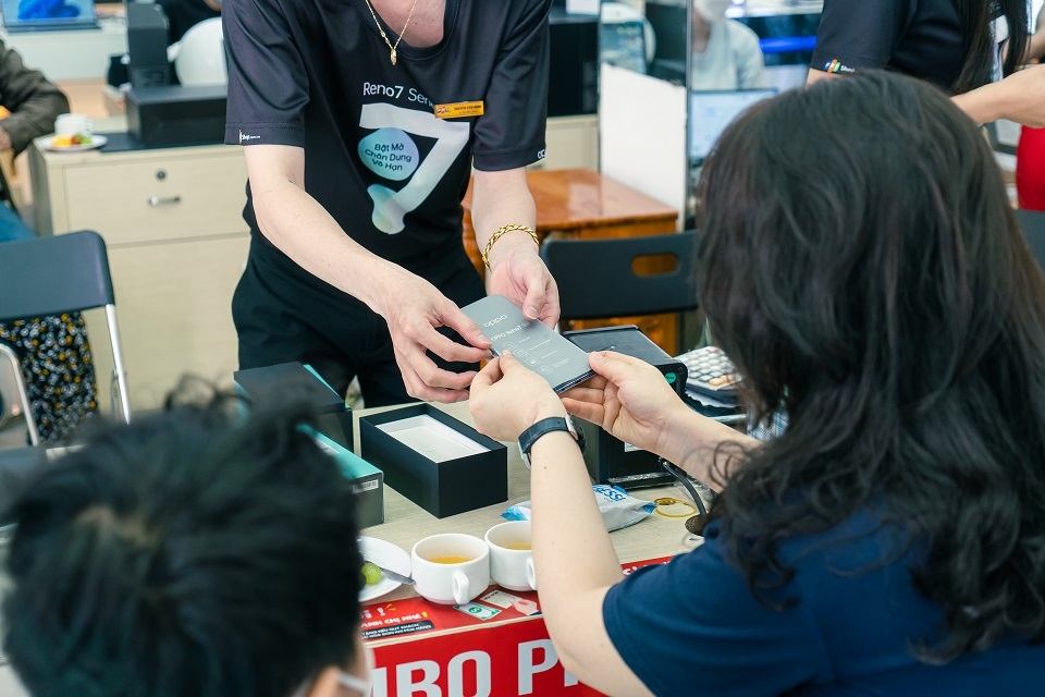 OPPO Reno7 series mở bán kỷ lục với đơn đặt hàng trước siêu khủng