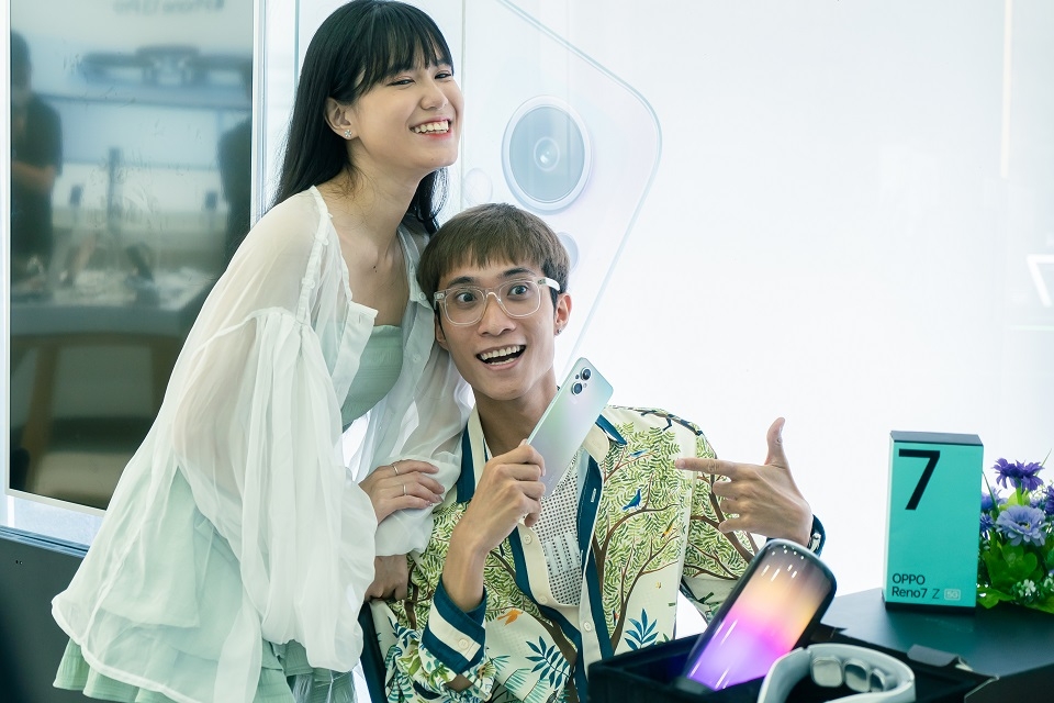 OPPO Reno7 series mở bán kỷ lục với đơn đặt hàng trước siêu khủng