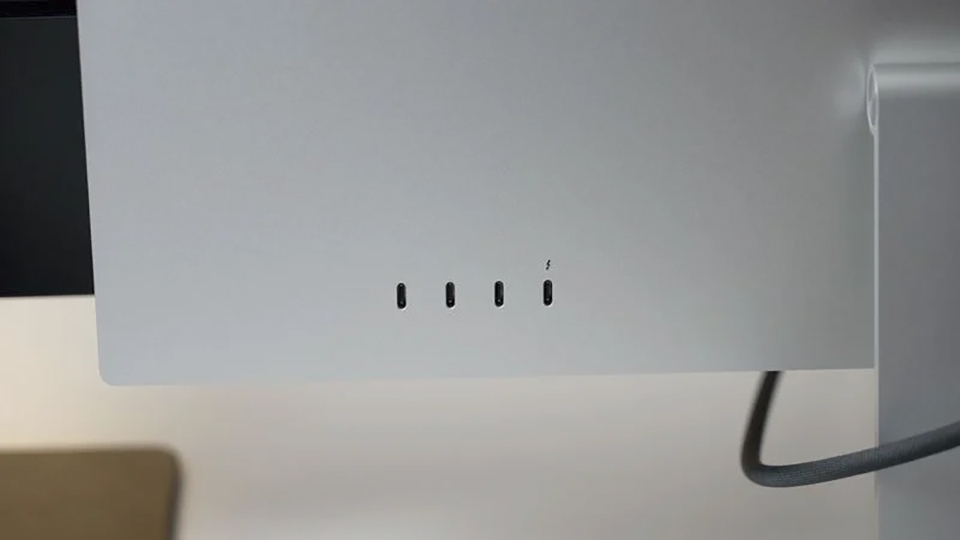 So sánh Apple Studio Display và màn hình UltraFine 5K của LG (ảnh 8)