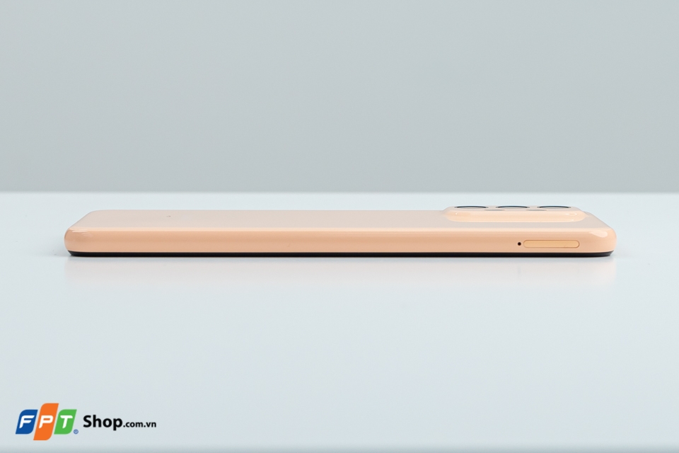 Trên tay Samsung Galaxy A23 4G: 4 camera 50MP, Snapdragon 680, giá chỉ 5.69 triệu đồng