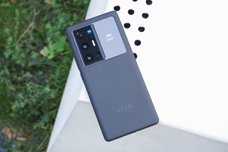 Cấu hình Vivo X80