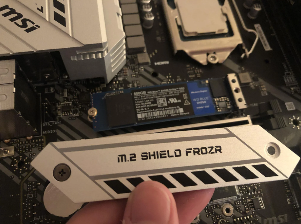 Công nghệ M.2 SHIELD FROZR 1
