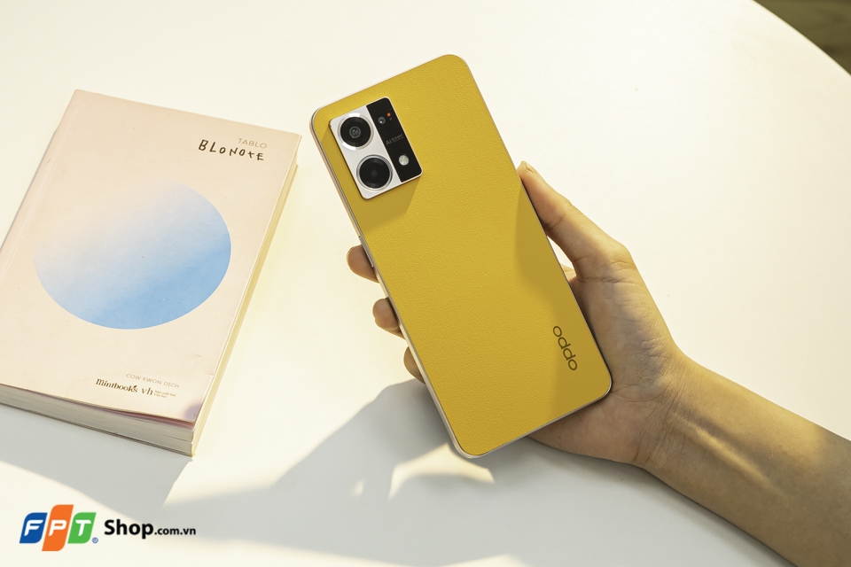 Trên tay OPPO Reno7 tại VN: Thiết kế nổi bật, 3 camera 64MP, cấu hình ổn, giá 8.99 triệu đồng