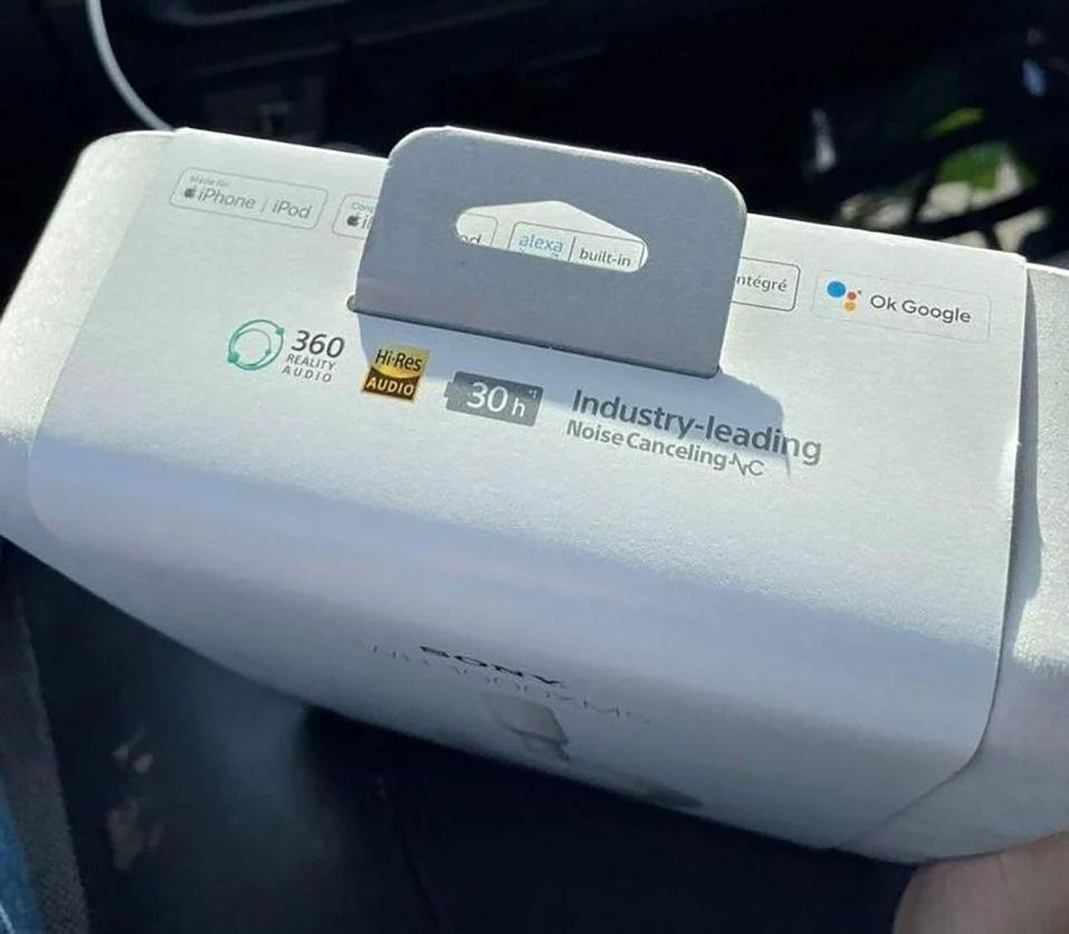 Hộp bán lẻ Sony WH-1000XM5 (ảnh 2) Hộp bán lẻ Sony WH-1000XM5 (ảnh 2)