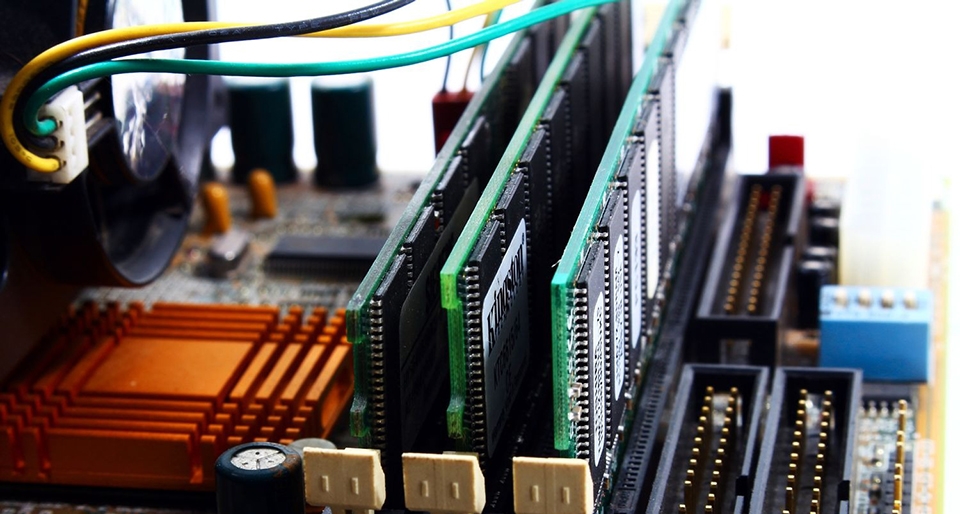 Nên nâng cấp RAM hay ổ cứng SSD (ảnh 2)