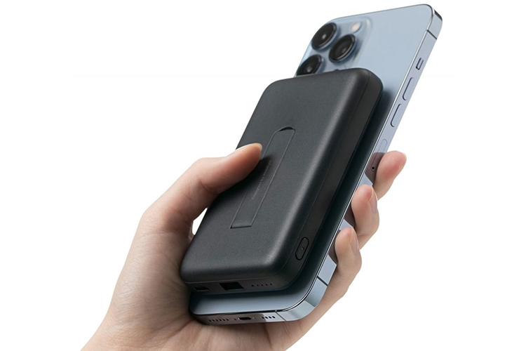 3 mẫu sạc dự phòng đang được giảm giá hấp dẫn tại FPT Shop chào hè 2022 1