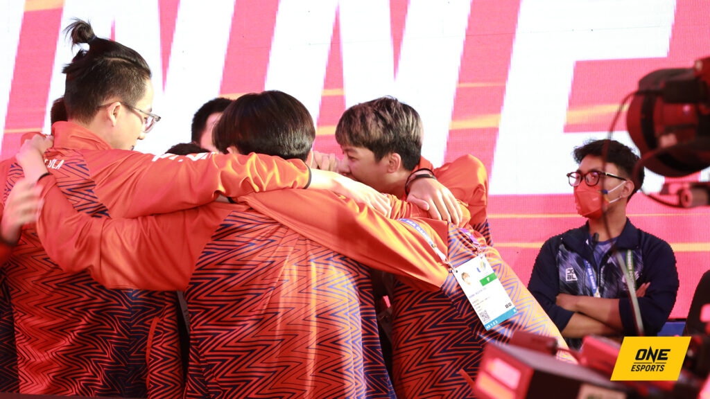 Tốc chiến nam giành HCV