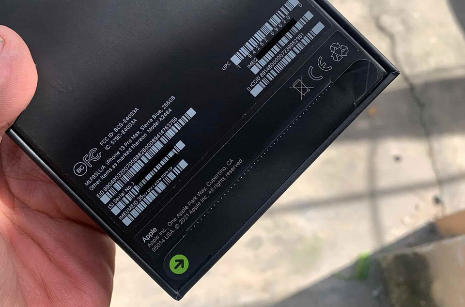 Với mã LL/A, iPhone này sẽ được Apple phân phối cho thị trường Mỹ Với mã LL/A, iPhone này sẽ được Apple phân phối cho thị trường Mỹ