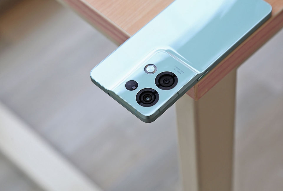 OPPO Reno8 Pro+ - Ảnh 09