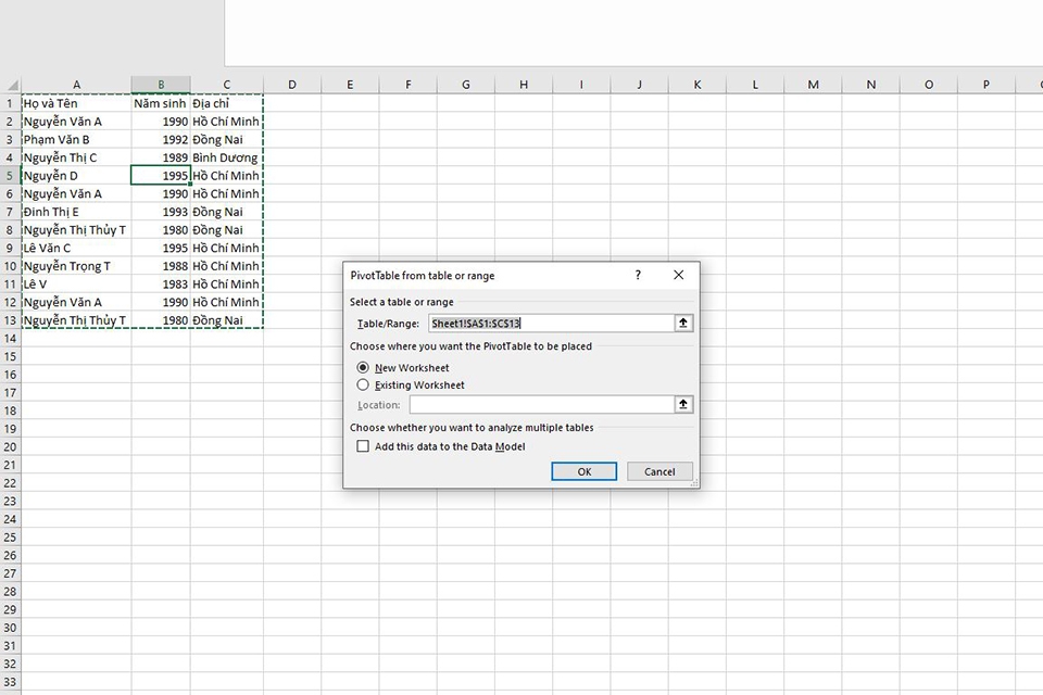 Lọc dữ liệu trùng bằng Pivot Table bước 1
