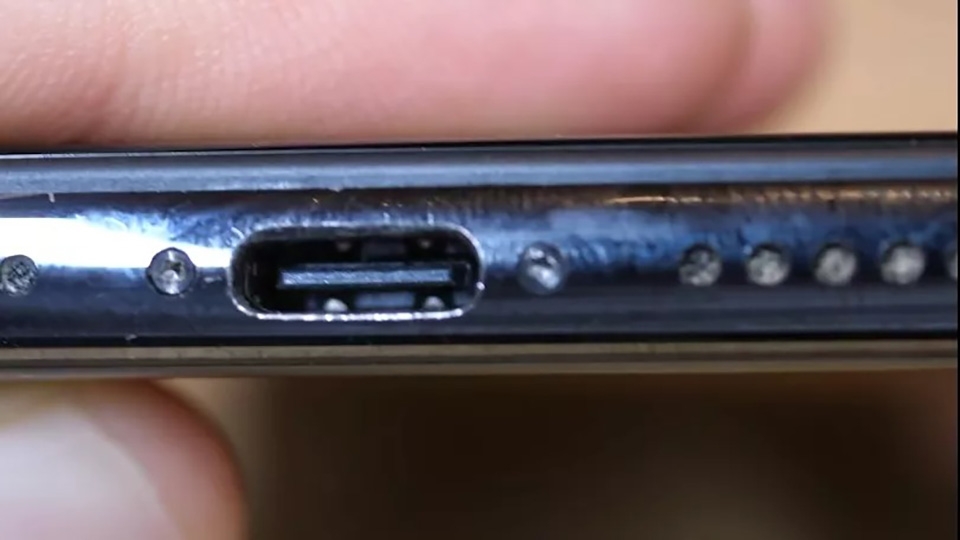 USB-C chỉ dành cho iPhone Pro?