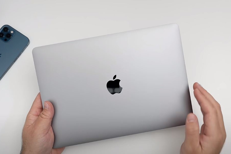 Đánh giá MacBook Pro M2 2022 1