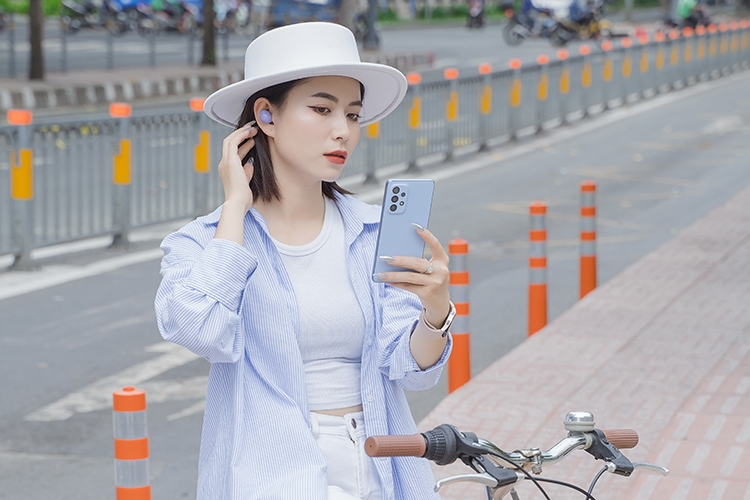 Bước qua mùa hạ cùng Samsung Galaxy A53 5G 1