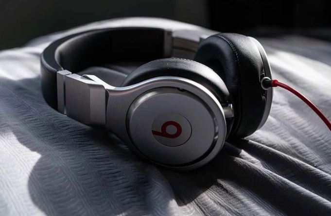 Sơ lược về housing tai nghe 123