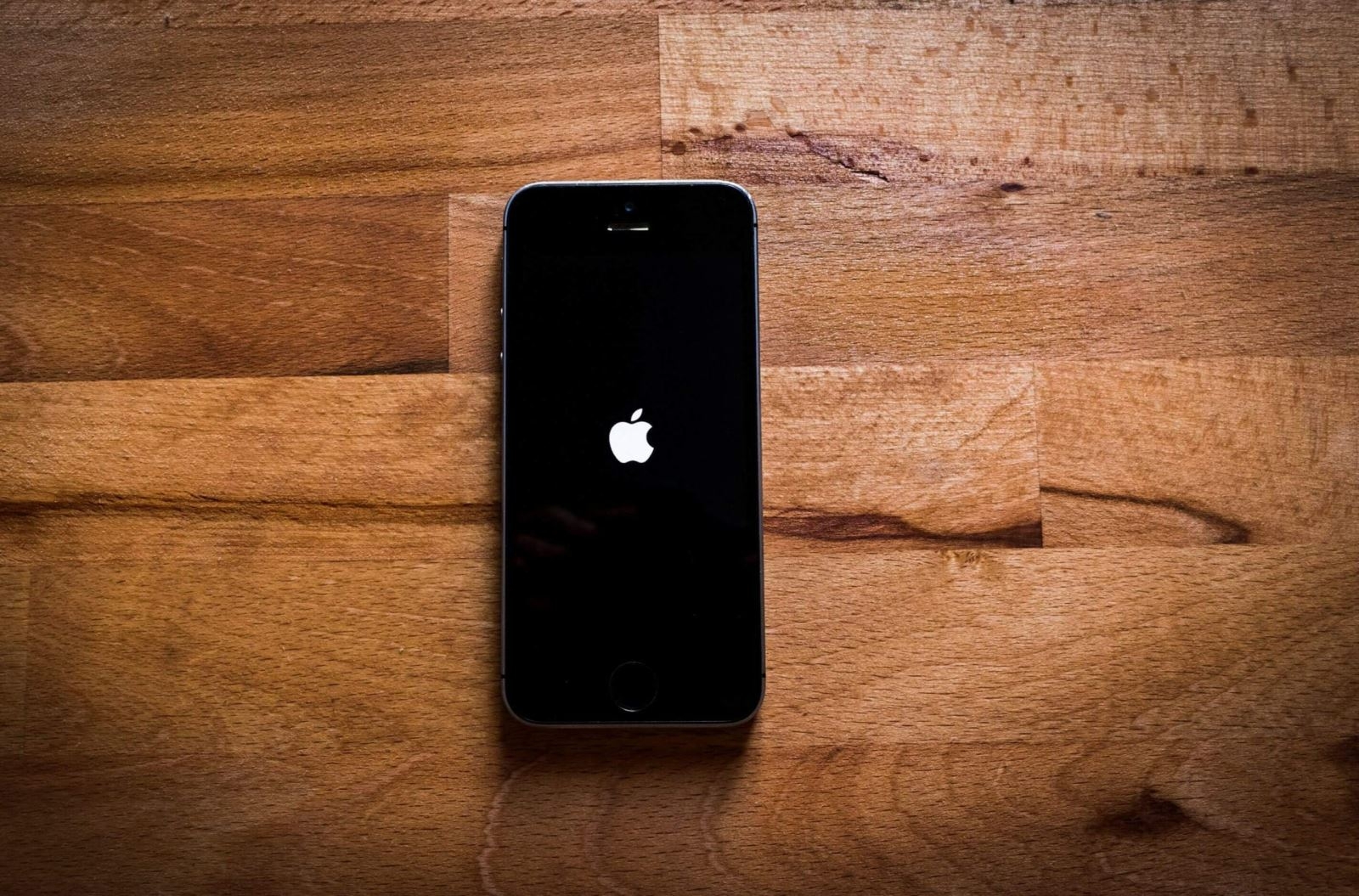 Cách sửa lỗi iPhone tự khởi động lại - Ảnh 1