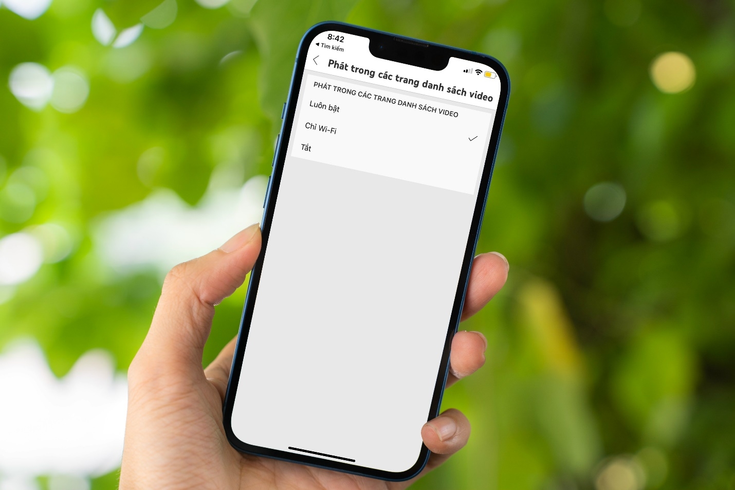 Cách tắt tính năng tự phát video trên trang chủ YouTube - Ảnh 1