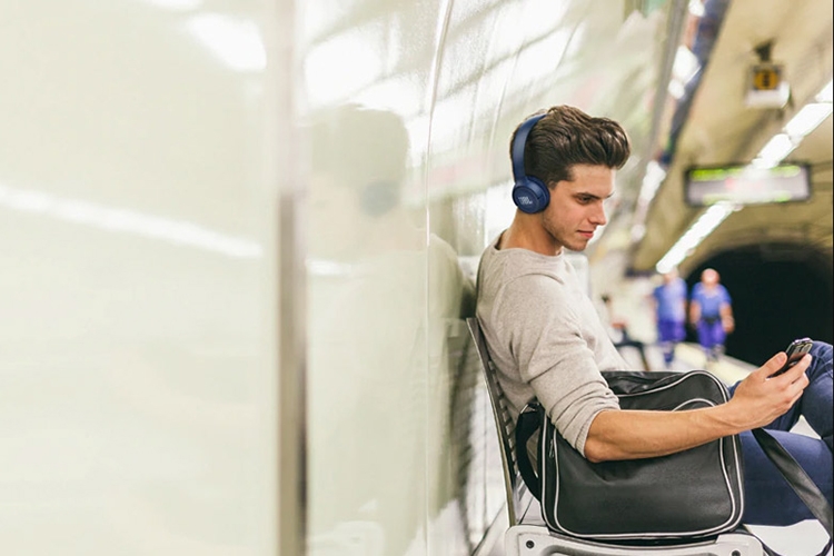 Đôi điều về JBL Pure Bass và các công nghệ âm thanh trên tai nghe hiện nay 2