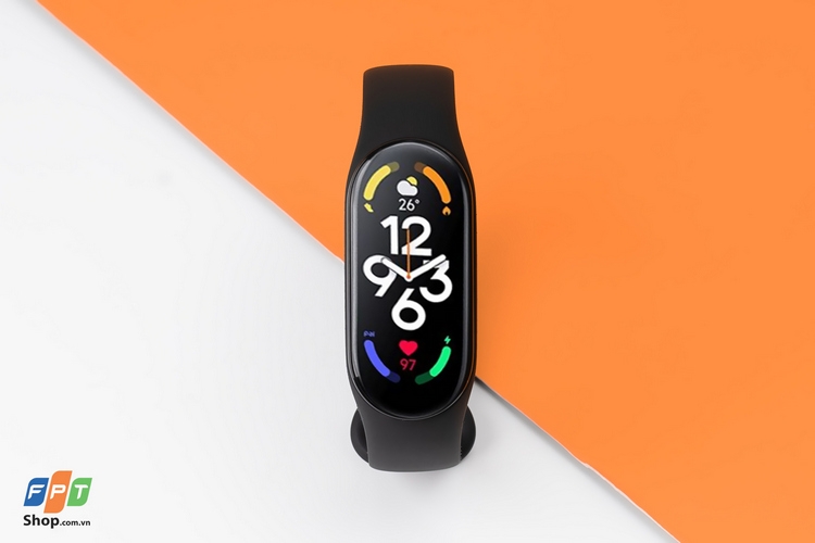 Màn hình lớn, theo dõi tập luyện hiệu quả hơn 1