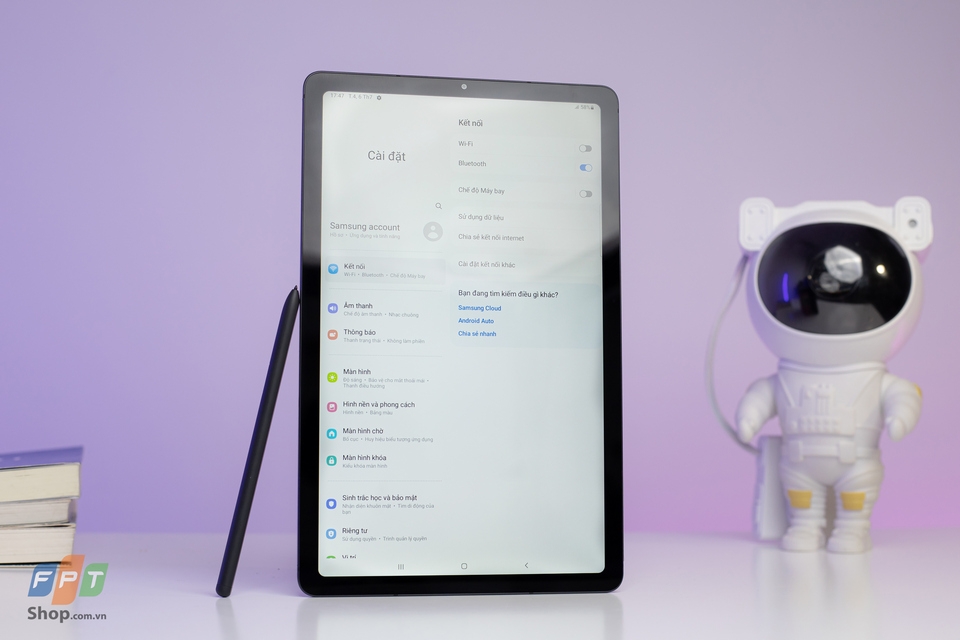 Trên tay Samsung Galaxy Tab S6 Lite 2022: Nâng cấp hiệu năng mạnh Snapdragon 720G, giá không đổi
