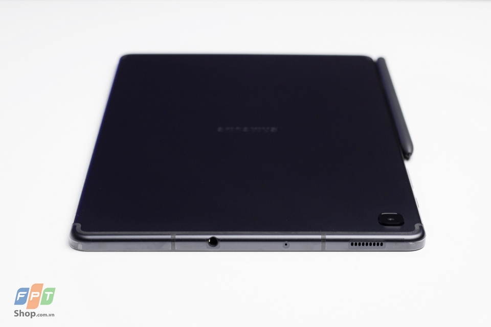 Trên tay Samsung Galaxy Tab S6 Lite 2022: Nâng cấp hiệu năng mạnh Snapdragon 720G, giá không đổi