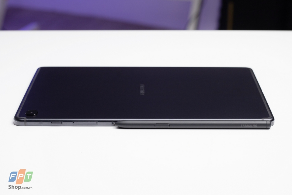 Trên tay Samsung Galaxy Tab S6 Lite 2022: Nâng cấp hiệu năng mạnh Snapdragon 720G, giá không đổi