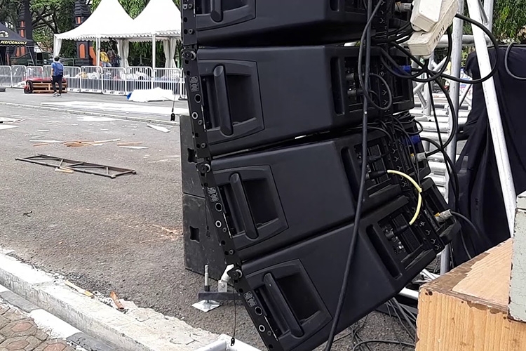 Loa Array là gì? Vai trò của loa Array trong hệ thống âm thanh chuyên nghiệp 3