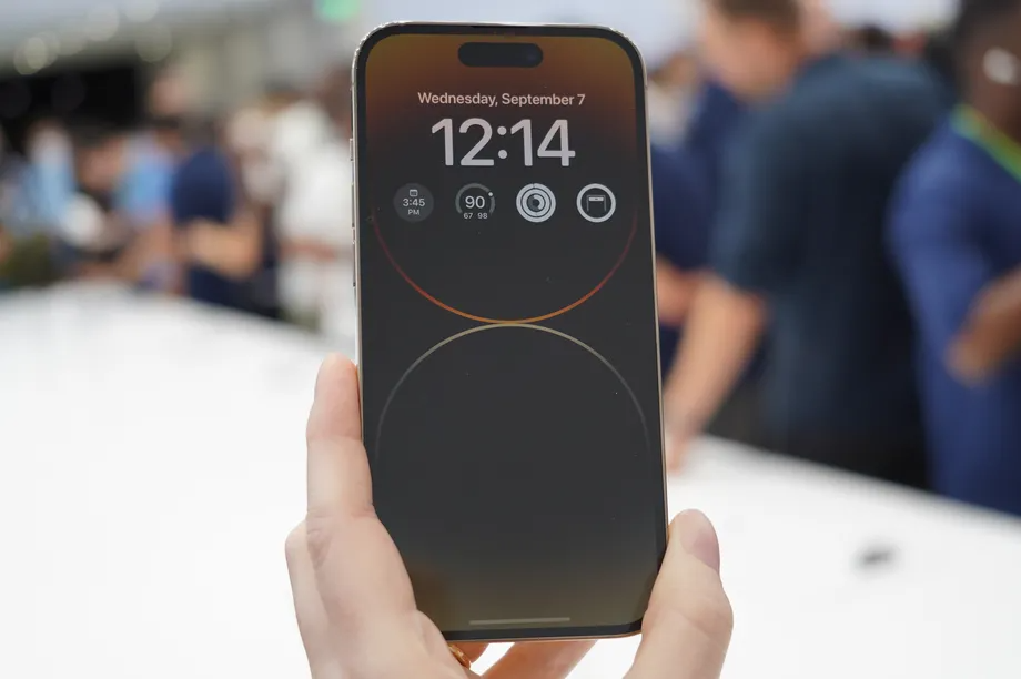 Dung lượng iPhone 14 là bao nhiêu? Phiên bản dung lượng nào phù hợp với bạn?