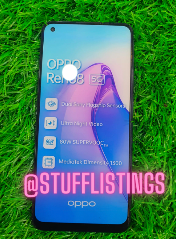 Rò rỉ hình ảnh thực tế của Oppo Reno 8 5G