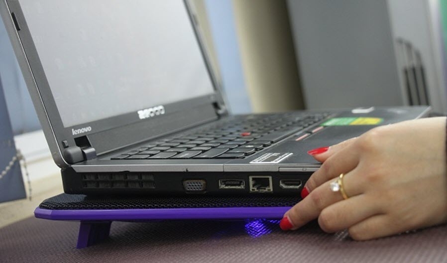 Tản nhiệt cho laptop khi chơi game (Ảnh 2)