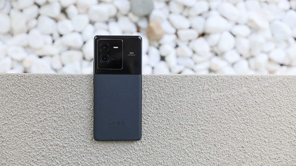 iQOO 10 Pro - Ảnh 01 iQOO 10 Pro - Ảnh 01
