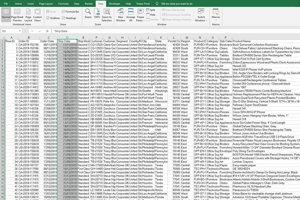 Sử dụng Split để tách trang tính theo chiều dọc - bước 1