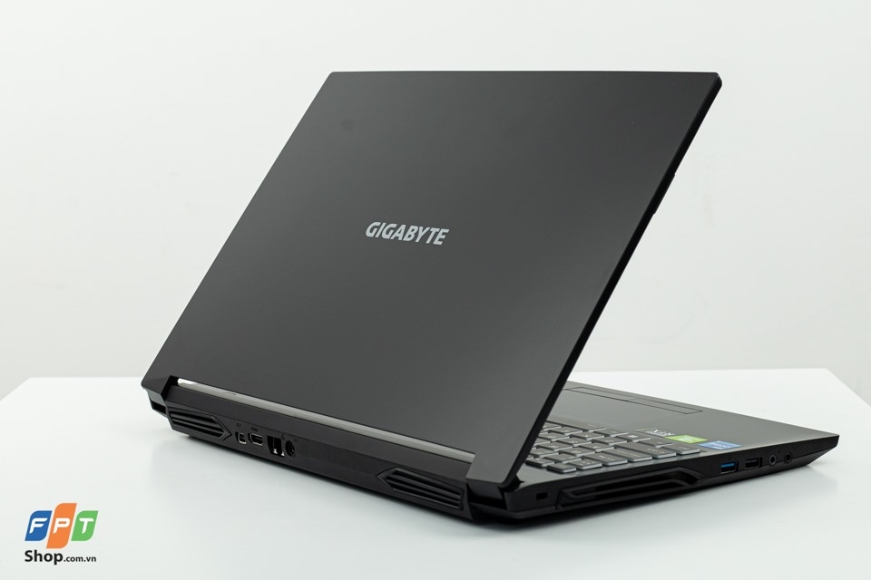 Đánh giá Gigabyte G5 GD