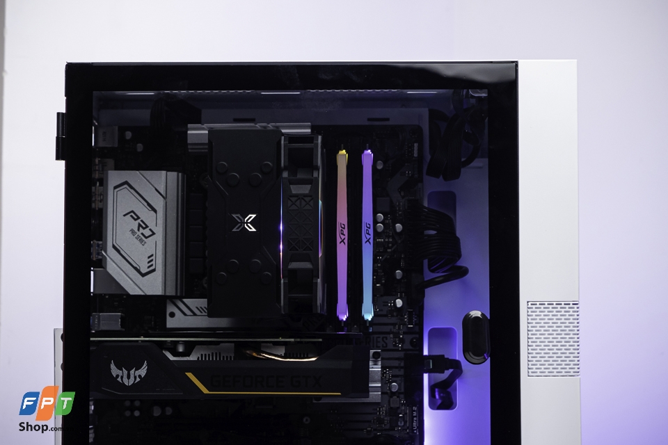 Trên tay PC GAMING E-POWER 030