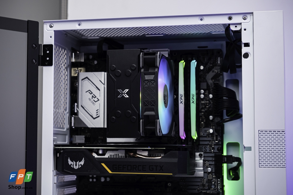 Trên tay PC GAMING E-POWER 030