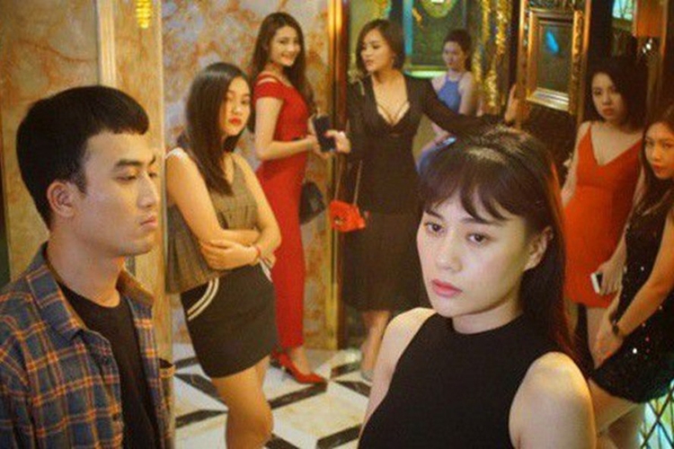 Quỳnh búp bê