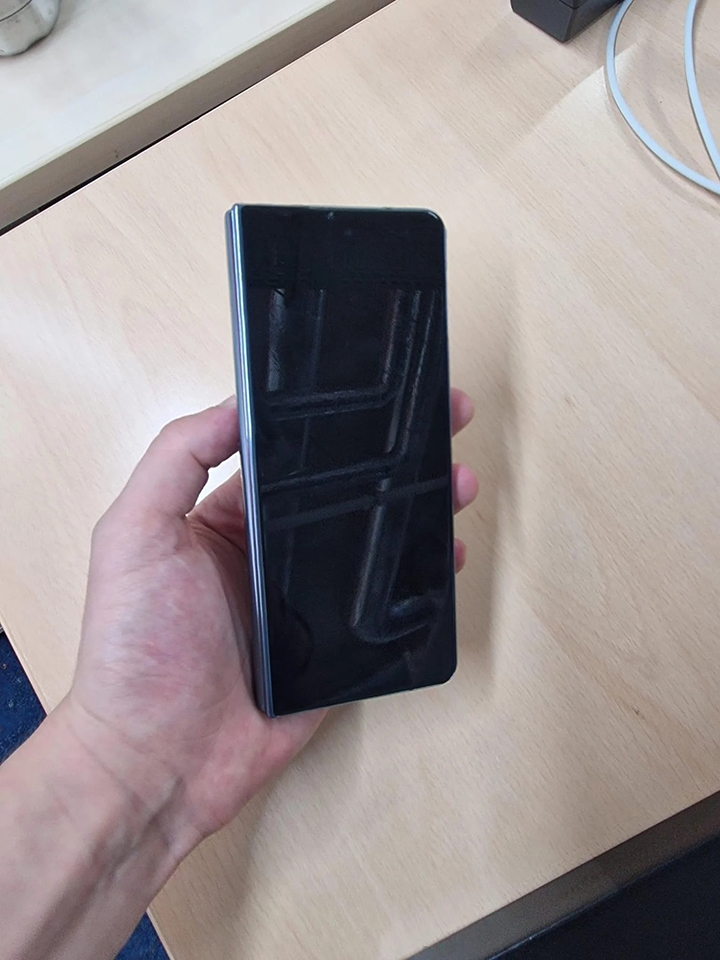 Galaxy Z Fold4 (ảnh 2)