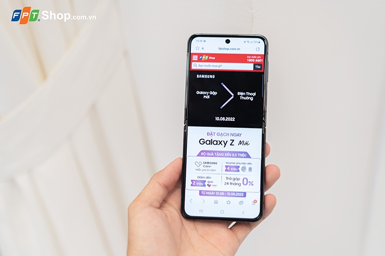 Trên tay Samsung Galaxy Z Flip4 16