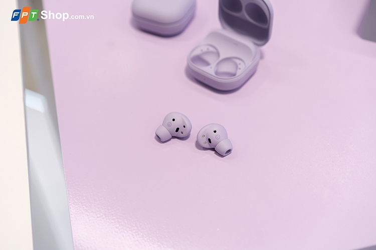 Trên tay Galaxy Buds2 Pro 3
