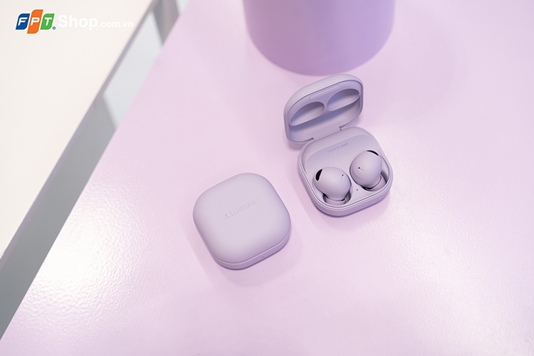 Trên tay Galaxy Buds2 Pro