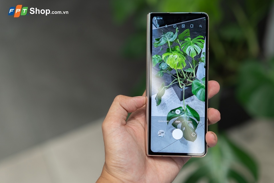 Trên tay Samsung Galaxy Z Fold4 tại Việt Nam