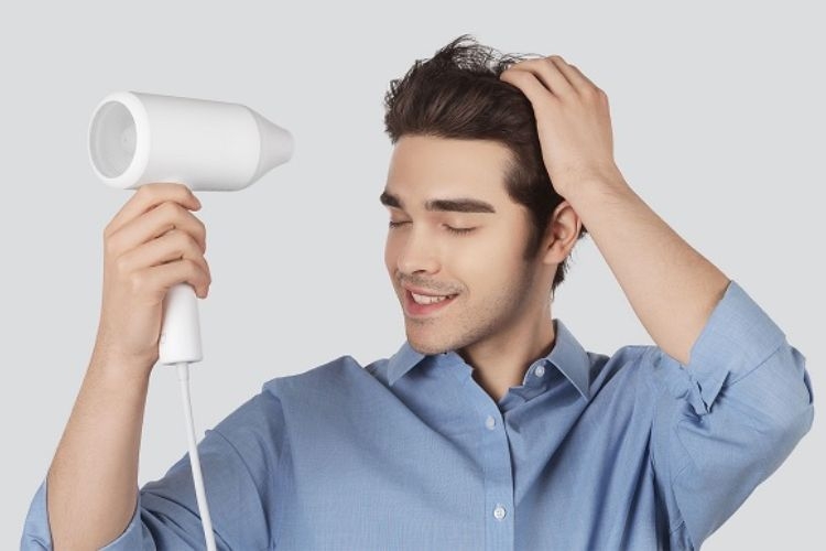 Sấy tóc đúng cách với máy sấy tóc Ion Xiaomi Lonic EU