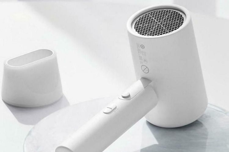 Sấy tóc đúng cách với máy sấy tóc Ion Xiaomi Lonic EU